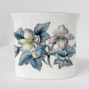 ROYAL WORCESTER vintage TOOTHPICK HOLDER FINE BONE CHINA made in England